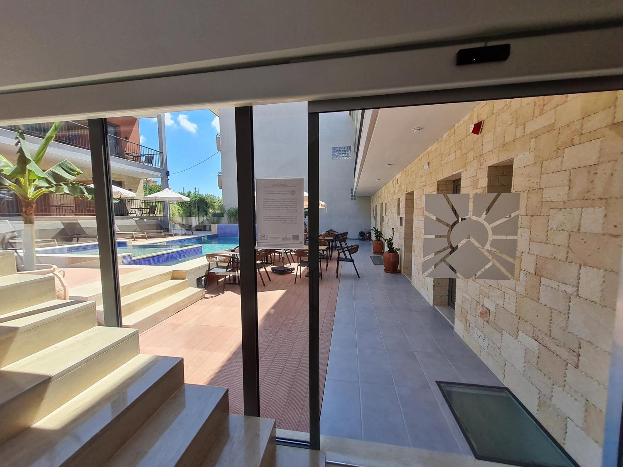 Maltepe Luxury Accommodation By Travel Pro Services Kallithea  Kültér fotó